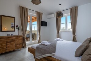 4 quartos, ferros/tábuas de passar roupa, Wi-Fi, roupa de cama