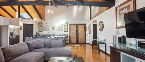 House, 3 Bedrooms | Living area | Smart TV, streaming services