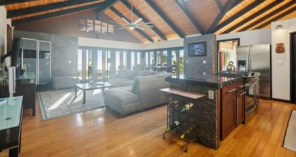 Pu'ukala Sunset Estate W/ Amazing Ocean Views! 3 Bedroom Home by RedAwning