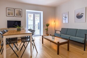 Comfort-Apartment | Wohnbereich | Flachbildfernseher