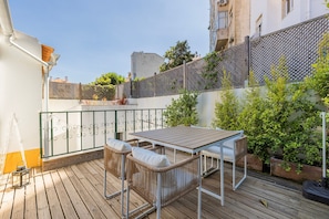 Standard Apartment | Terrace/patio