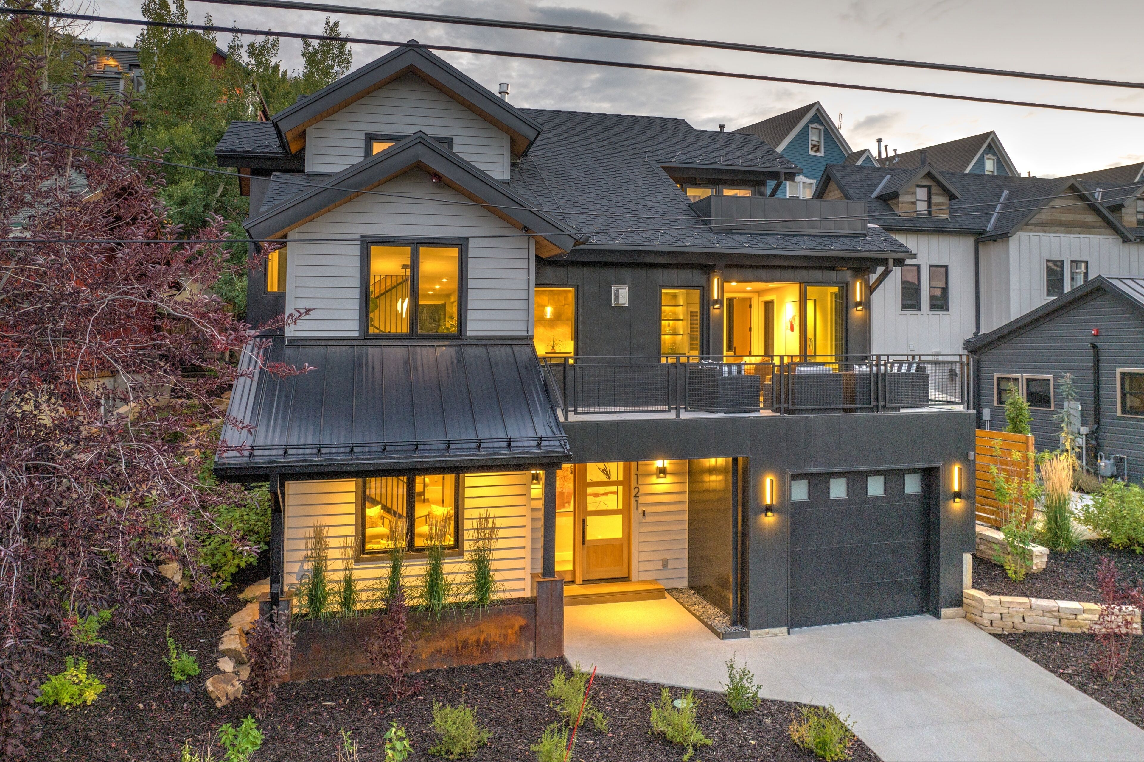 House, 5 Bedrooms | Exterior