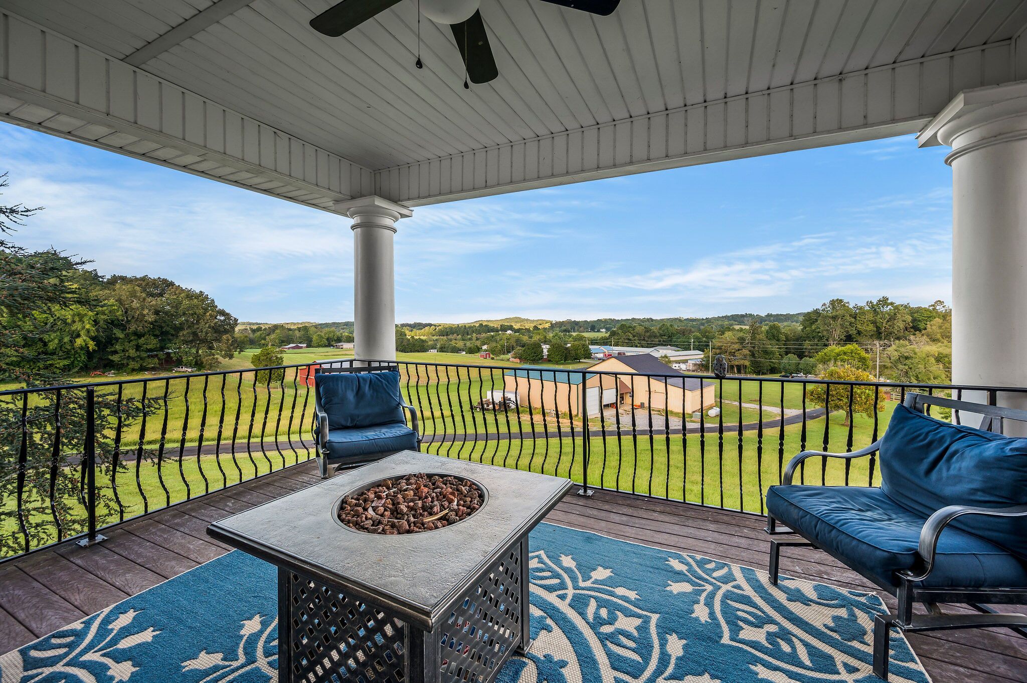 Elegant 7BD w VIEWS! Theater +Firepit +Near LAKE