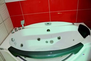 Bathroom - MATCHEU PALACE HÔTEL  (Yaoundé)