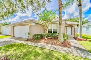 Exterior - Ref 03. Lake Berkley. Stunning villa own pool. Near Disney (Osceola County)