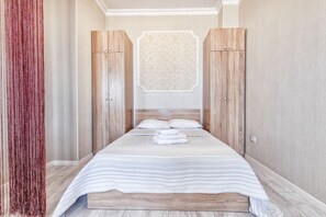 1 bedroom, iron/ironing board, free WiFi, bed sheets - ONLY SUN студия рядом с ЭКСПО (Astana)