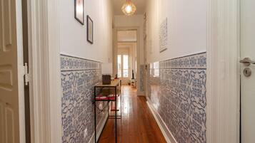 Departamento superior | Área de sala de estar | Televisión de pantalla plana