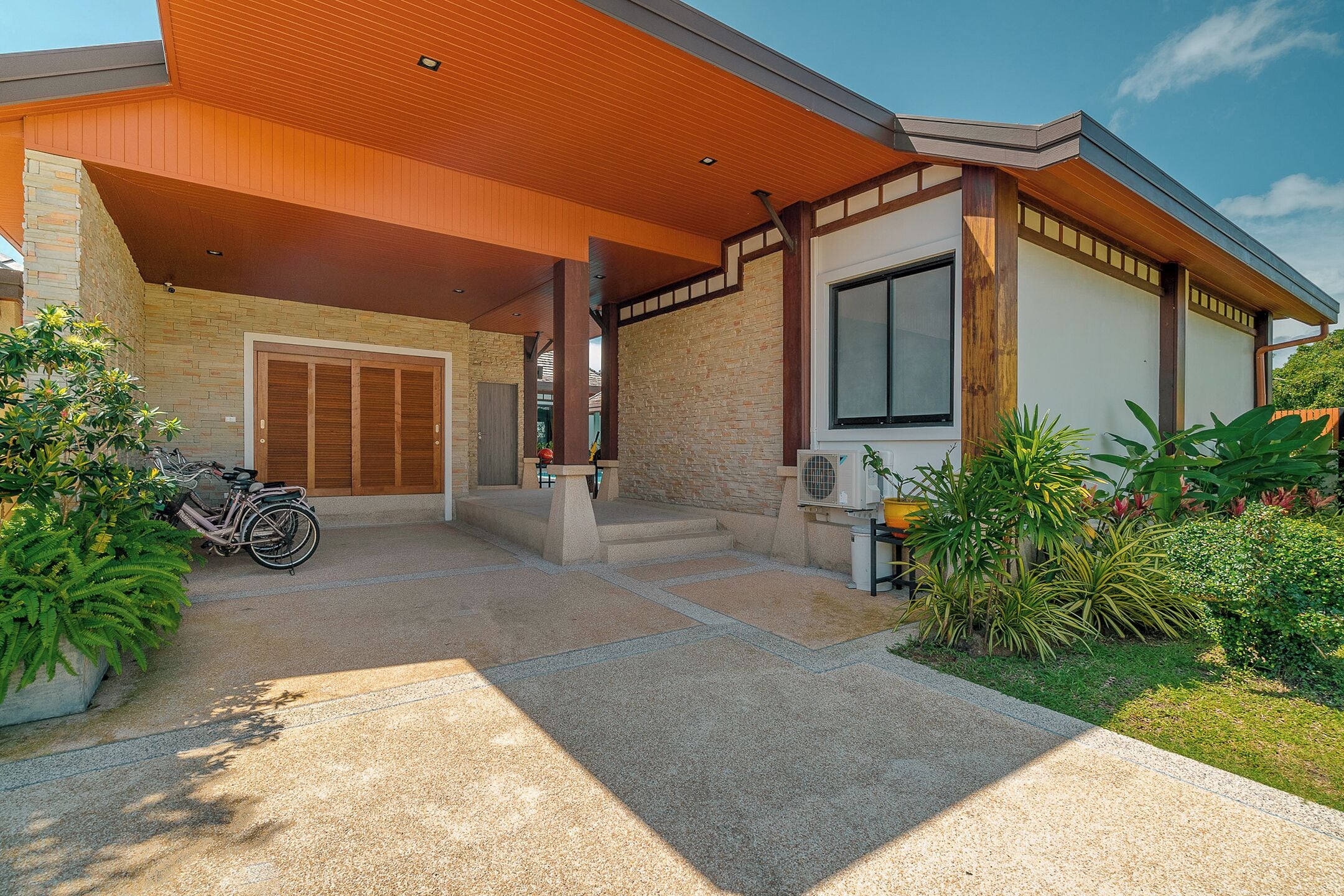Five-Bedroom Pool Villa - West