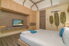 In-room safe, blackout drapes, iron/ironing board, free WiFi - Rawayana Villas (Rawai)