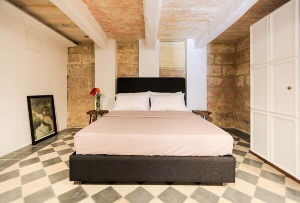 1 Schlafzimmer, Zimmersafe, Bügeleisen/Bügelbrett, WLAN