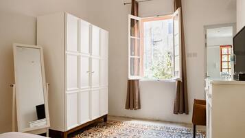 1 bedroom, iron/ironing board, travel crib, WiFi