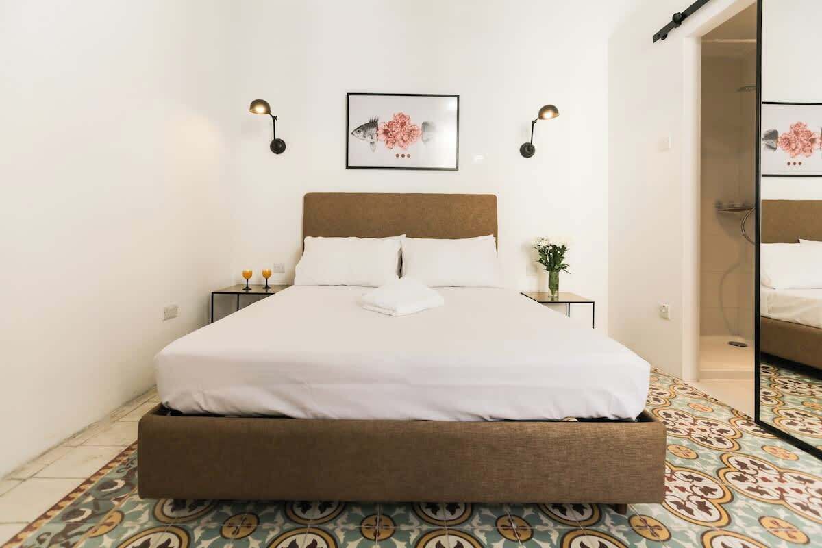 1 chambre, fer et planche à repasser, Wi-Fi, draps fournis