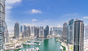 Marina - Dream Inn - Two Bedroom Marina View with Balcony
 (Dubai)