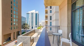 Property grounds - Dream Inn - Deluxe Two Bedroom Apartment with Balcony
 (Dubai)