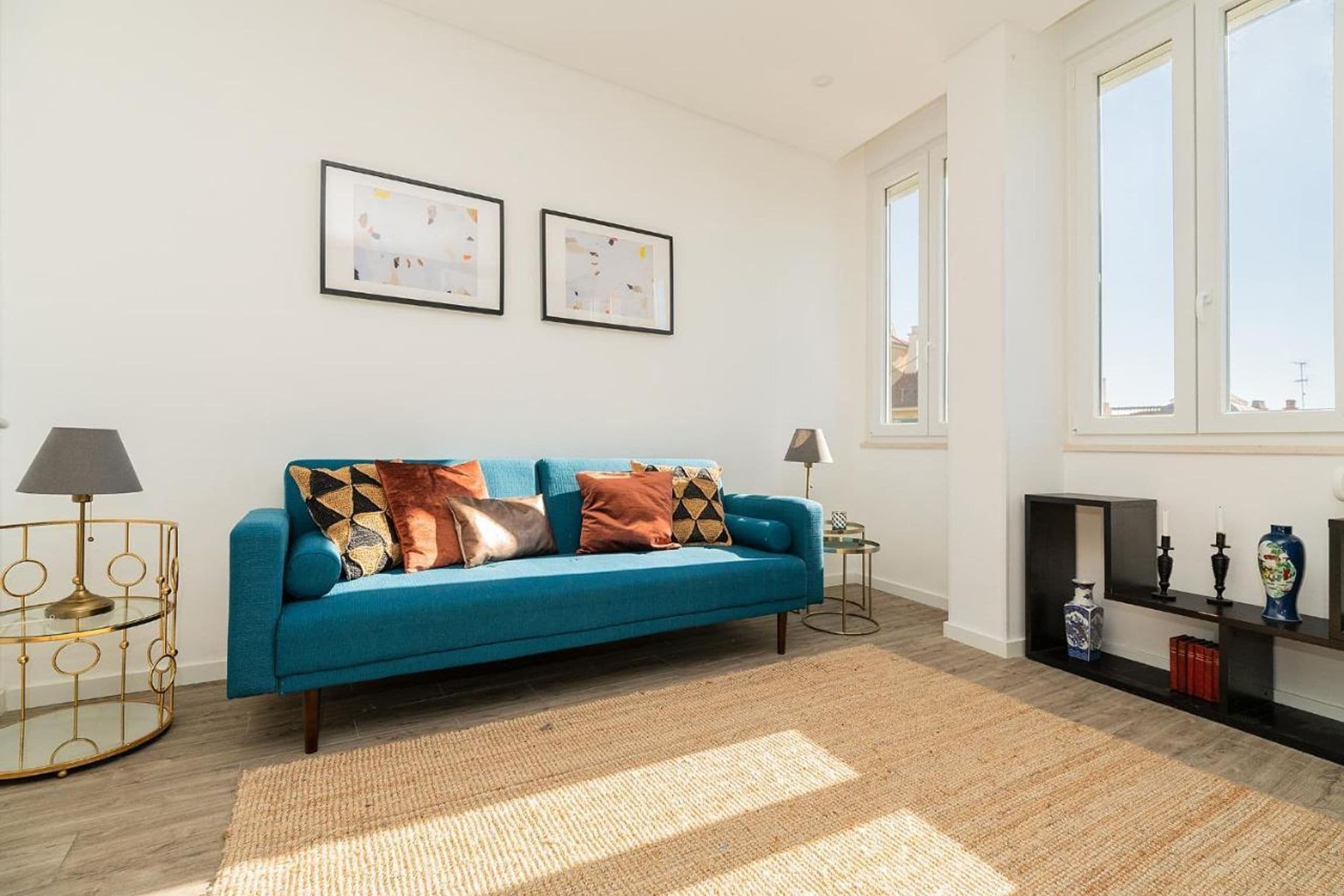 Comfort Apartment | Living area | Flat-screen TV