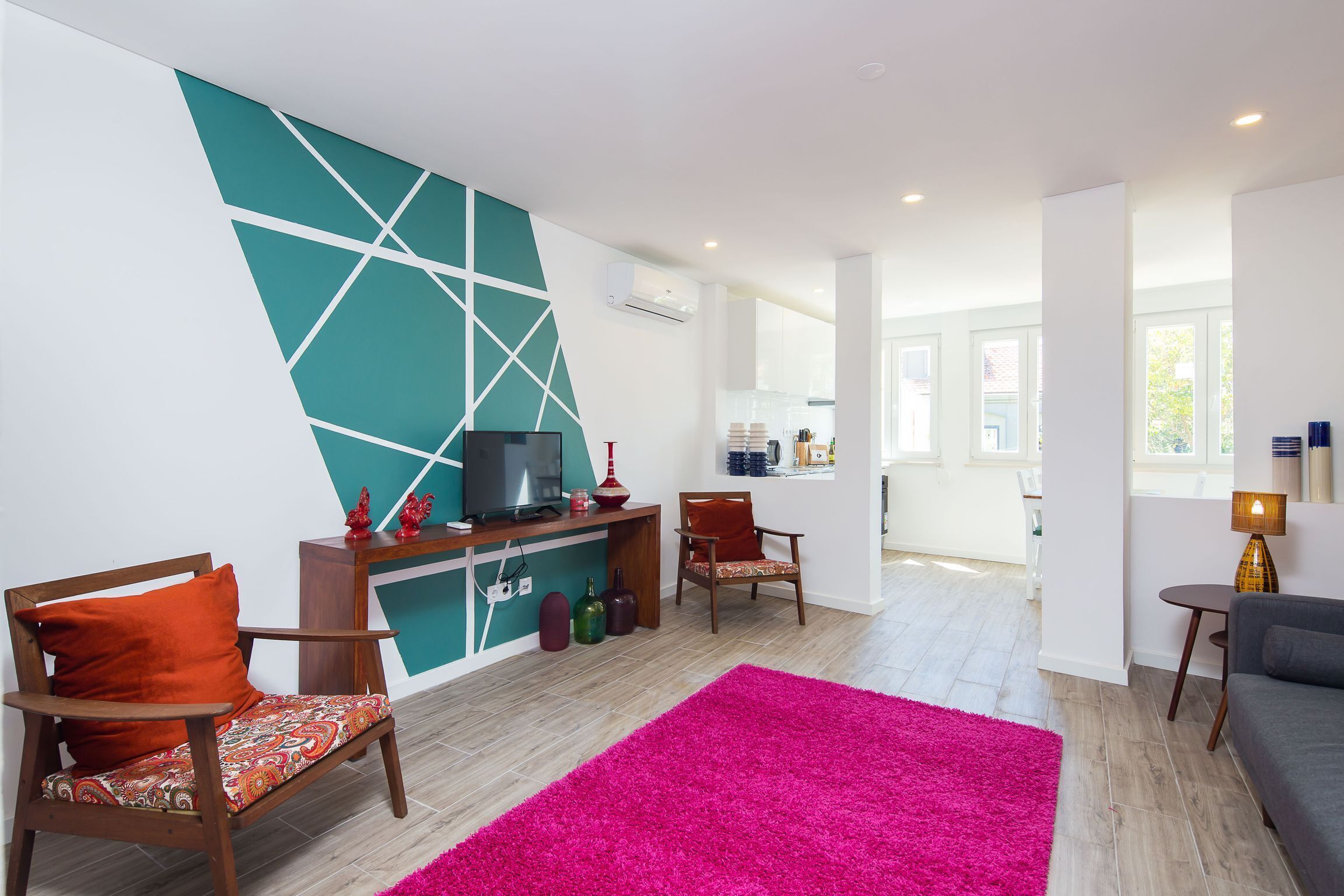 Comfort Apartment | Living area | Flat-screen TV