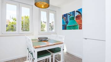 Comfort Apartment | Dining room