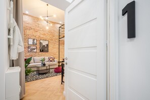 1 habitación y ropa de cama