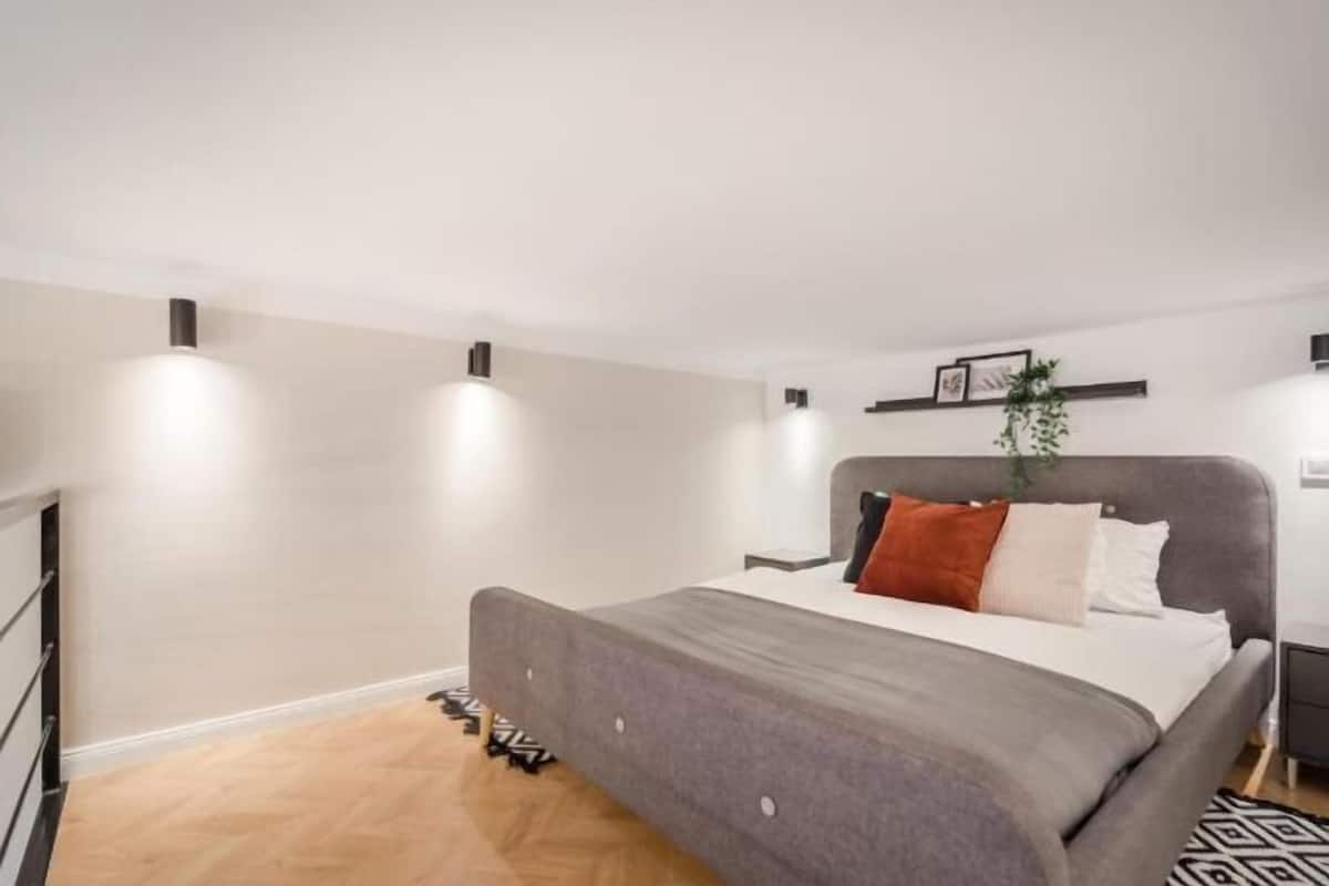 1 habitación y ropa de cama