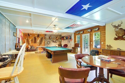 Tennessee Farm Vacation Rental w/ Game Room!