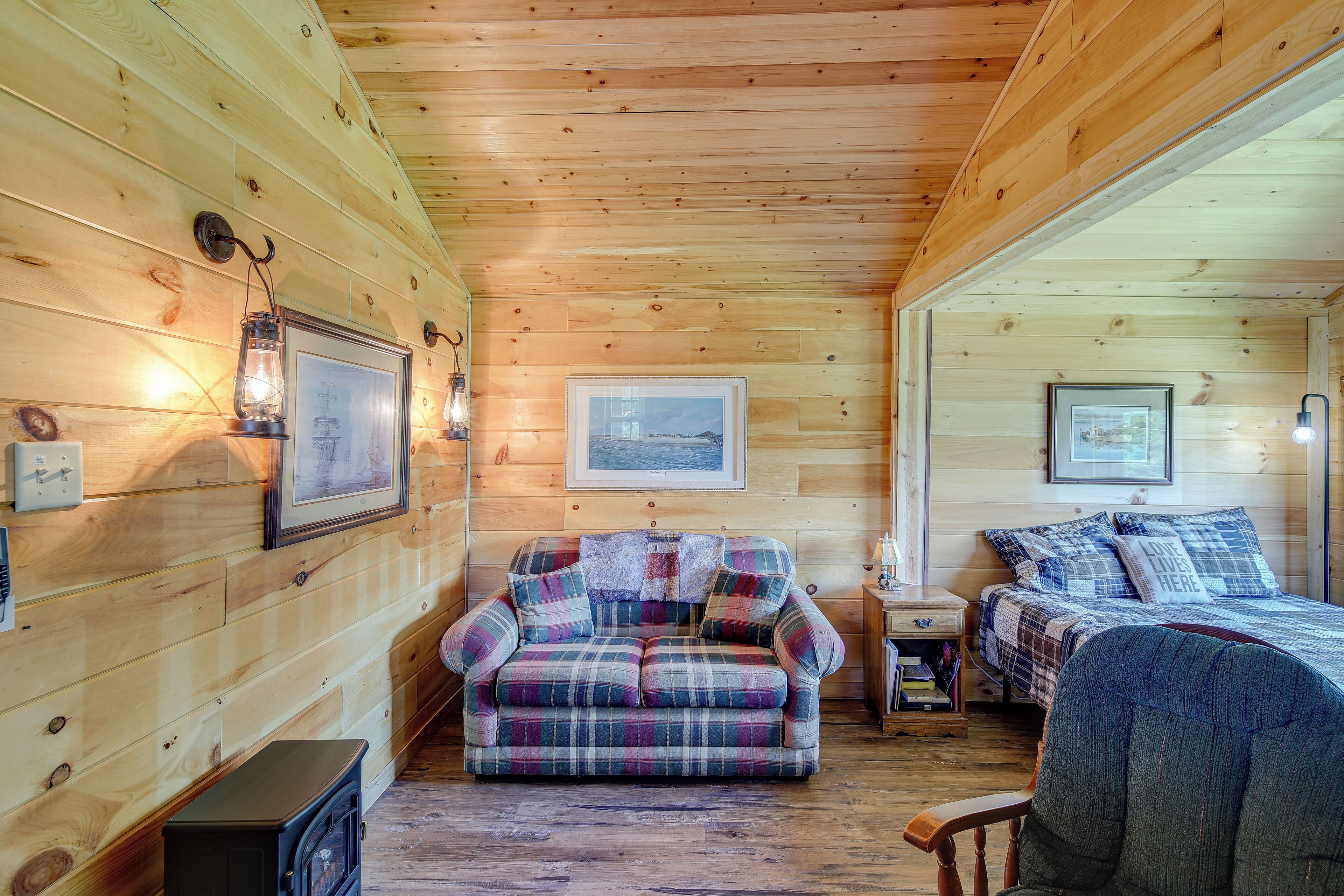 Apartment (0 Bedroom) | Interior