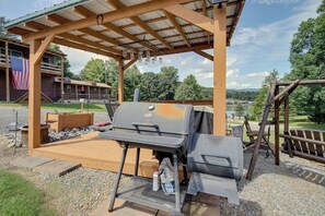 Apartment (0 Bedroom) | Interior - Rustic Bean Station Studio w/ Deck & Water Views! (Bean Station)