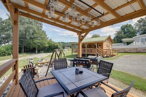 Apartment (0 Bedroom) | Interior - Rustic Bean Station Studio w/ Deck & Water Views! (Bean Station)