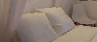 Casinhas de S. Francisco T1 Amêndoa by LovelyStay