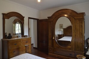 4 habitaciones y wifi gratis