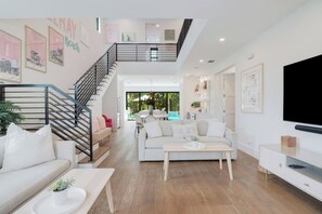 Smart TV, videogames, aparelho de som