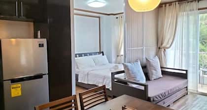 Gab's CozyHome Apartment 1 @ Bonbel Condominium