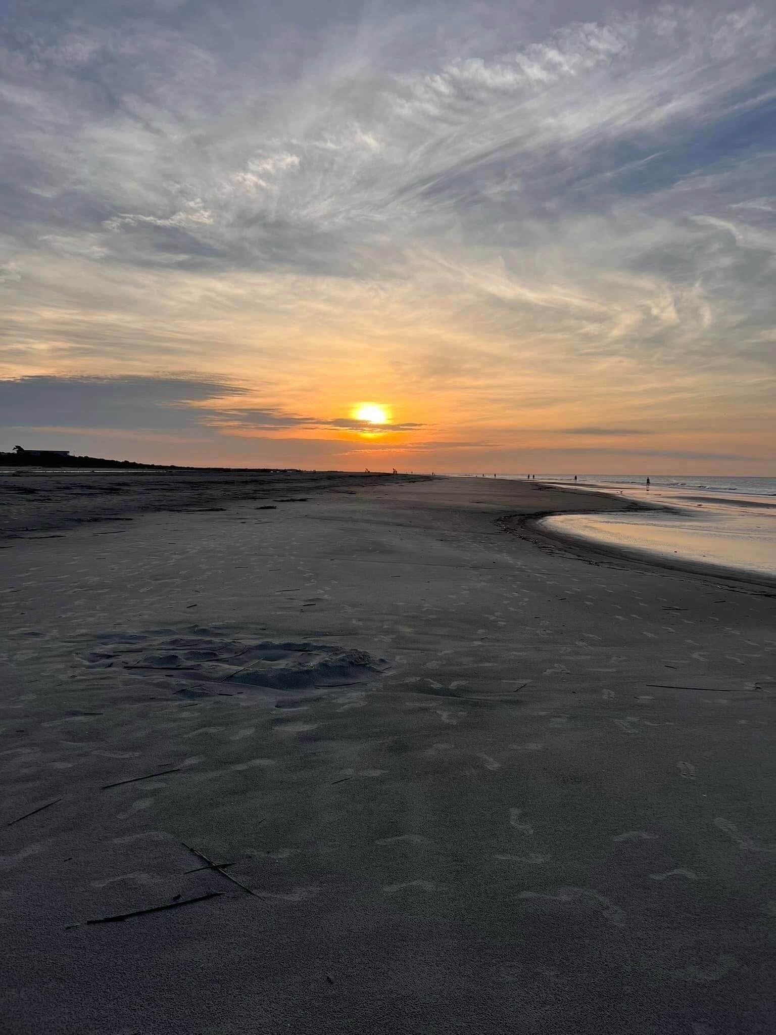 Beach nearby, sun loungers