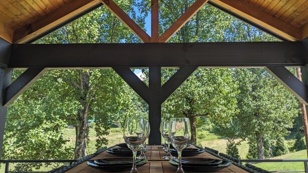 Unclassified image, 1 of 40, button - ONYX OWL CABIN: Private Hot Tub⁘Fire Pit⁘Heated Patio⁘Vineyard⁘Hiking⁘Golf (Scaly Mountain)