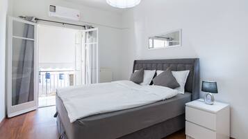 City Apartment, 2 Bedrooms | 2 bedrooms, desk, iron/ironing board, free WiFi