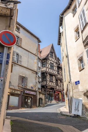 Exterior. Le Double Pirou 2 Appartements Halte Auvergne