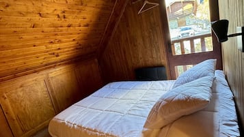 5 makuuhuonetta, vauvan matkasänky, Wi-Fi