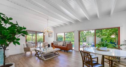 Awesome House with pool Westchester