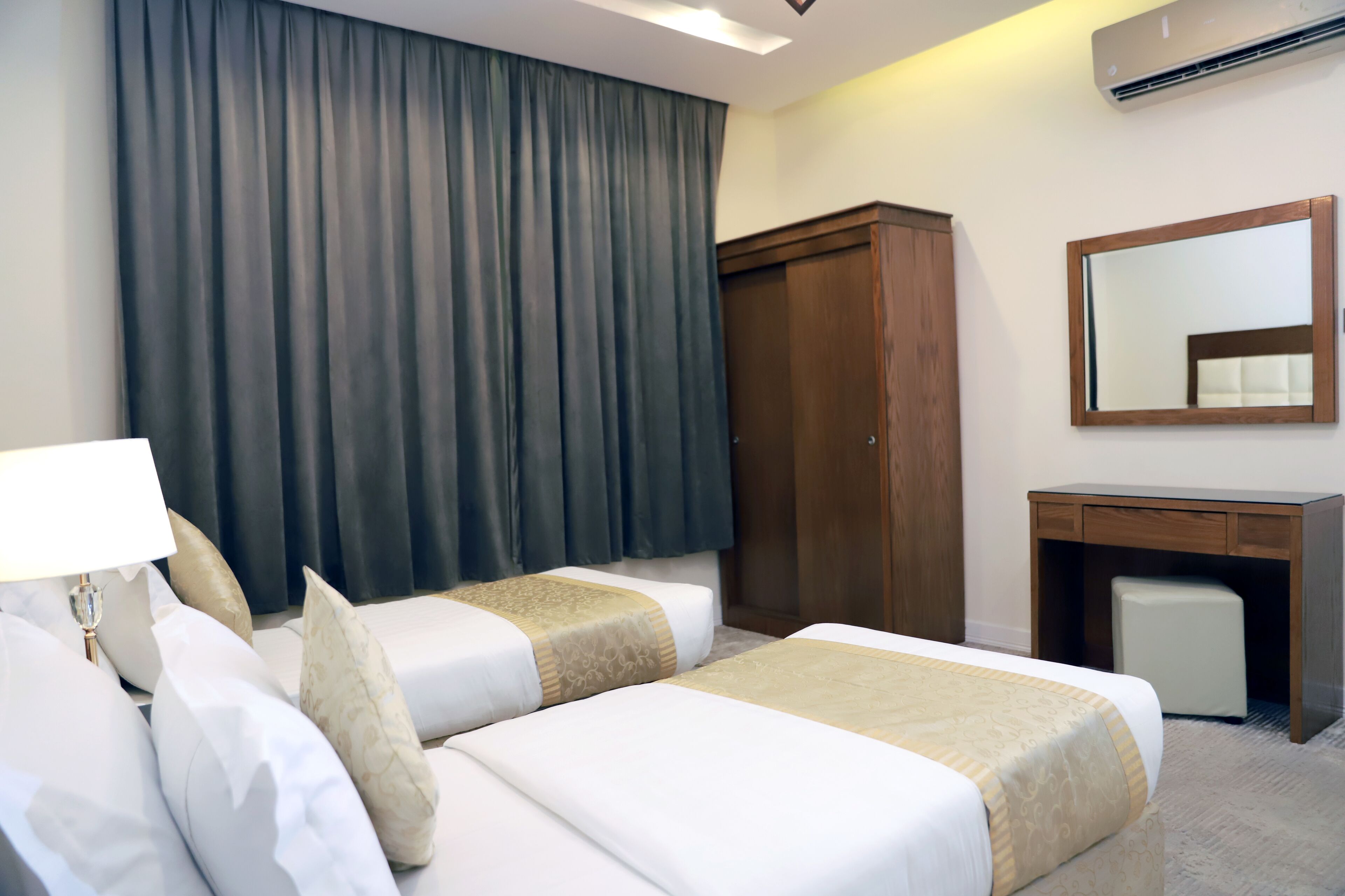 family suite | egyptian cotton sheets, premium bedding, individually decorated, desk