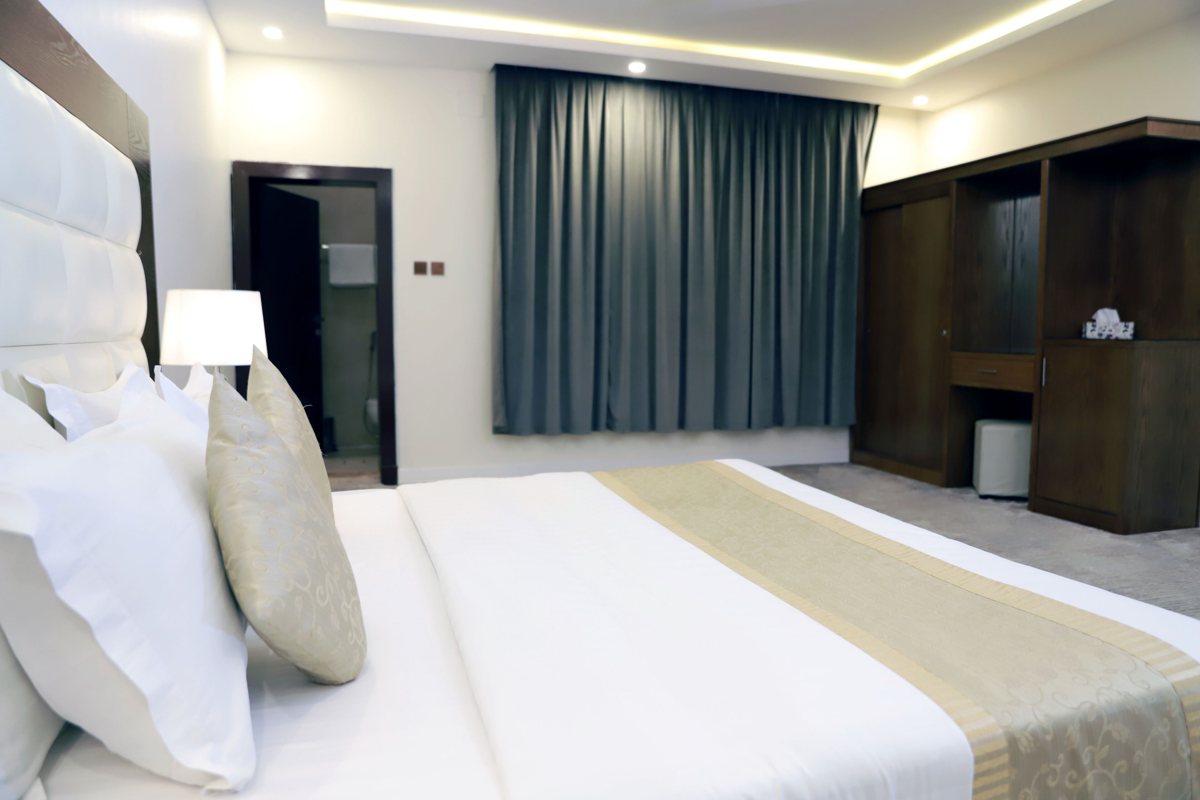 family suite | egyptian cotton sheets, premium bedding, individually decorated, desk