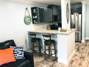 Interior - Beautiful condo in Hilton Head Resort, renovated and minutes from the beach! (Hilton Head Island)