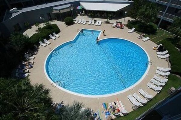 Indoor pool, outdoor pool - Beautiful condo in Hilton Head Resort, renovated and minutes from the beach! (Hilton Head Island)