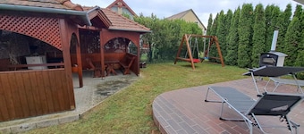 Holiday apartment with air conditioning and Wi-Fi
