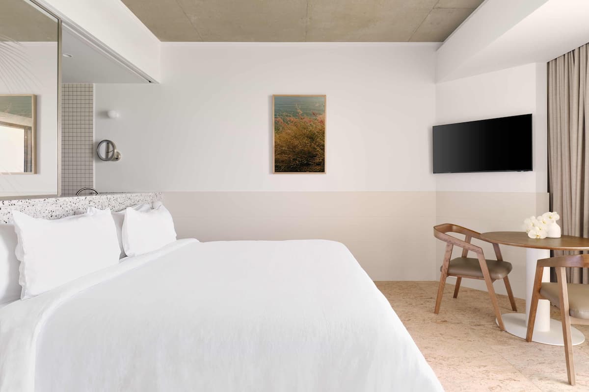 Camera Standard, balcone, vista oceano | 1 camera, biancheria da letto di alta qualità, minibar