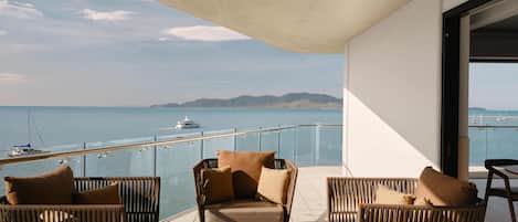 Suite Luxury, 1 letto king, vista oceano | Terrazza/patio
