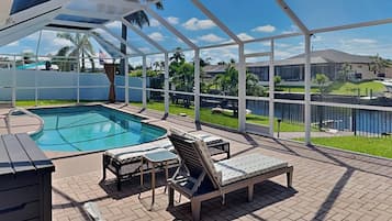 House (3 Bedrooms) | Property amenity