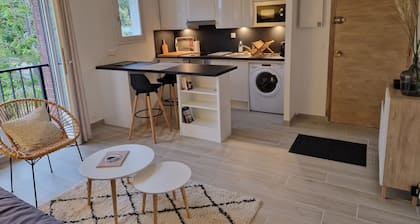 Studio Cosy calme, chateau, Ăcoles, Insead, JO-2024