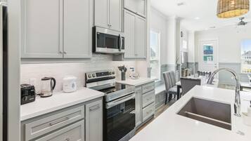 House (3 Bedrooms) | Property amenity