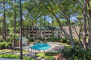 Condo (2 Bedrooms) | Property amenity
