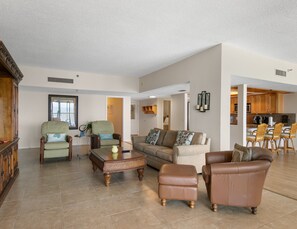 Condo (3 Bedrooms) | Comodidades da propriedade