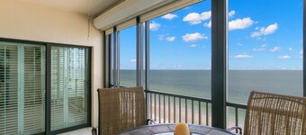 Reflections on the Gulf by Distinctive Beach Rentals